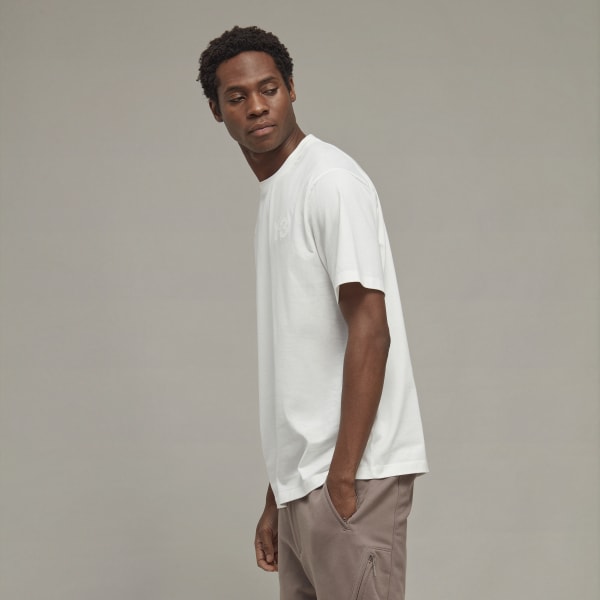 Weiss Y-3 Classic Chest Logo T-Shirt HBO64