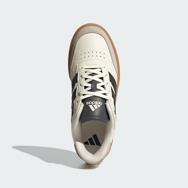 Putih Sepatu Courtblock