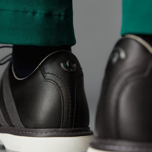 Mc adidas deals