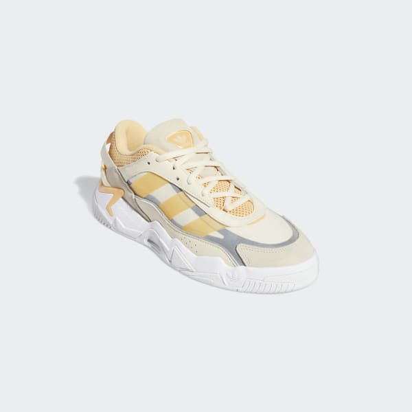 Beige Niteball 2.0 Schuh