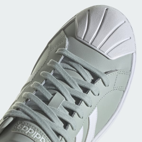 Adidas cloudfoam white trainers on sale