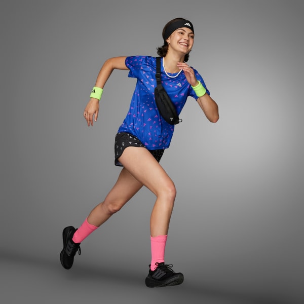 สีน้ำเงิน เสื้อยืดพิมพ์ลาย AEROREADY