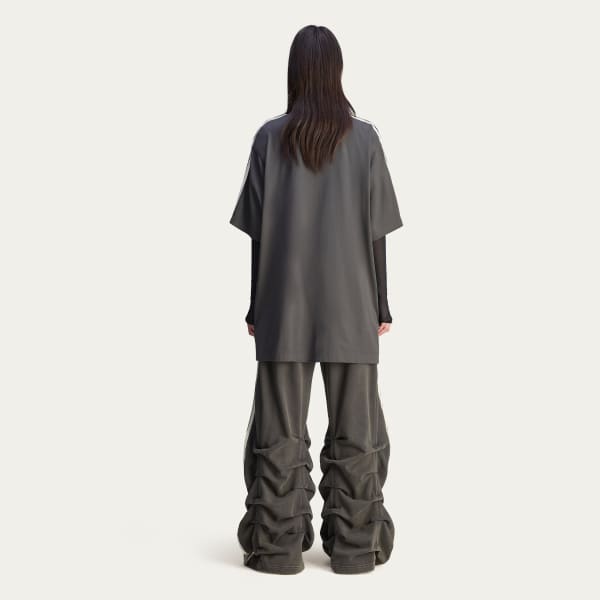 L ADIDAS AVAVAV スラッシュド Tシャツ