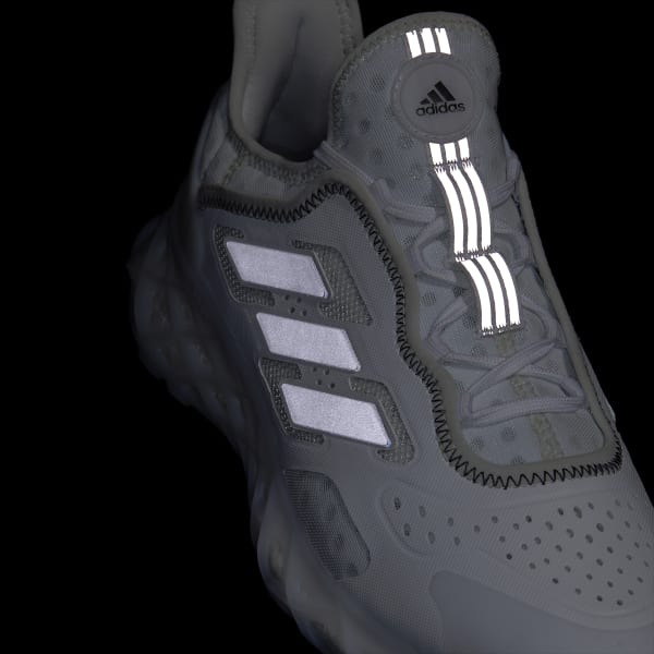 Adidas boost branco sales