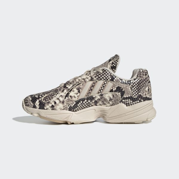 cerco adidas yung 1
