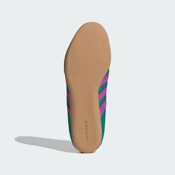 สีเขียว รองเท้า Tokyo