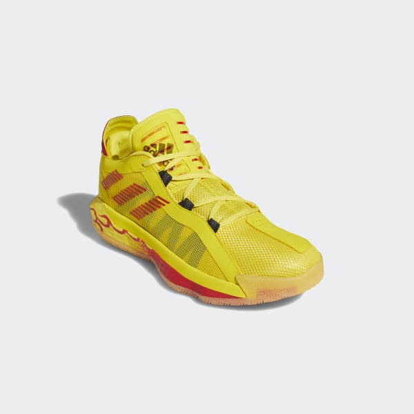 damian lillard yellow shoes