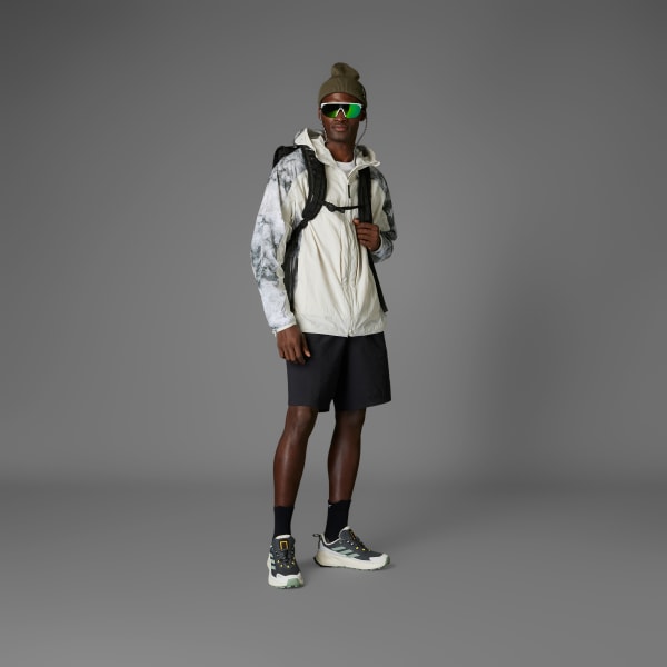 Abu-abu Jaket adidas National Geographic WIND.RDY