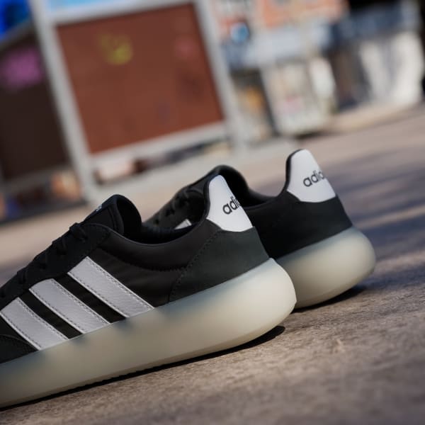 国内配送 adidas BARREDA DECODE C.BLACK/F.WHITE/C.BLACK adidas Barreda Decode Sneakers - Black | Free Shipping with