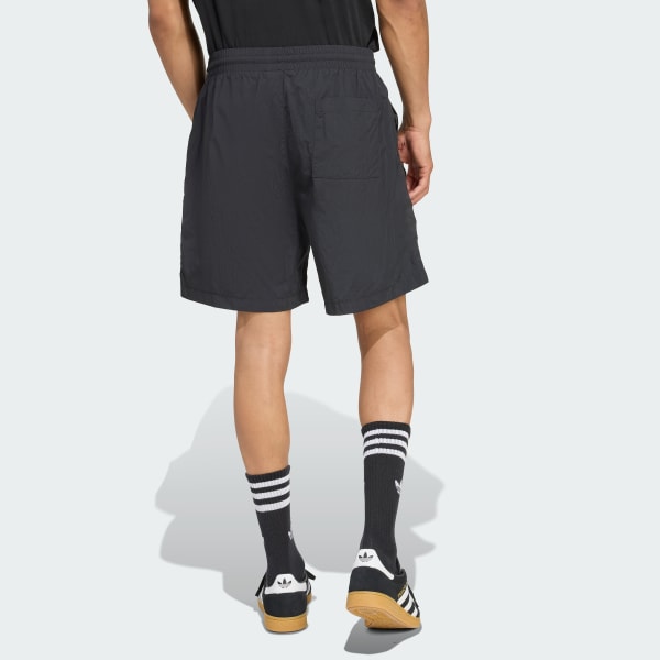 Negro Short de tejido con Trifolio Essentials