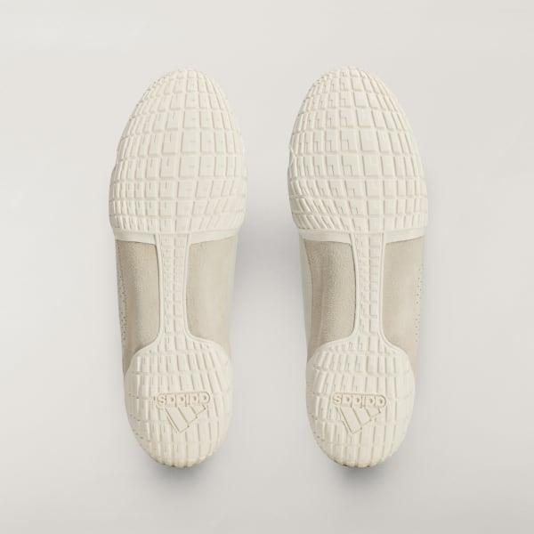 Hvit adidas x Arte Antwerp Trivela