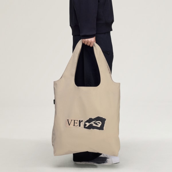 สีเบจ กระเป๋าหิ้วกราฟิก Y-3