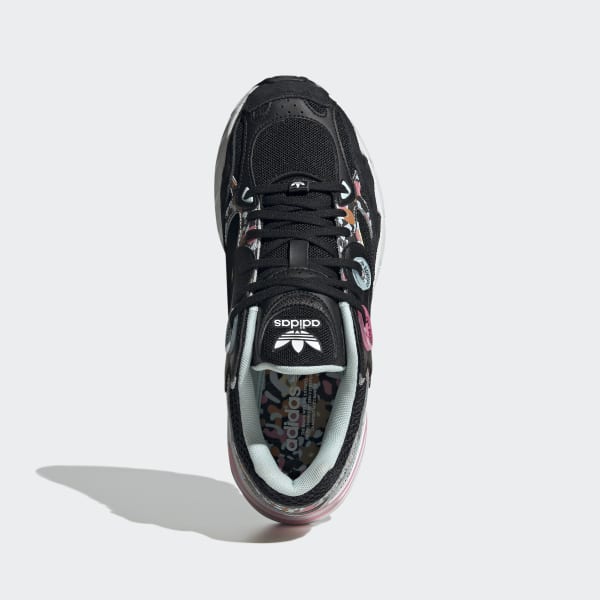 Schwarz Astir Schuh