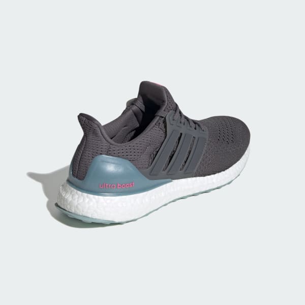 Ultra boost deals grey and pink