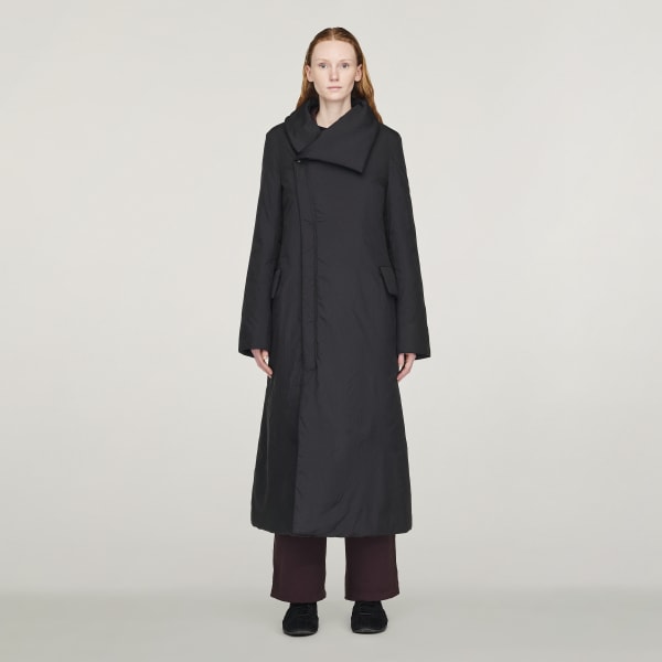 Ocieplany_plaszcz_Y3_Czern_KB0