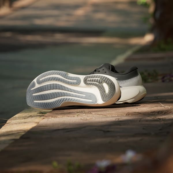 Weiss SUPERNOVA RISE 3 LAUFSCHUH