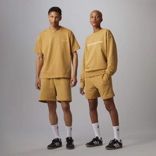 สีเบจ กางเกงขาสั้น Pharrell Williams Basics HM514