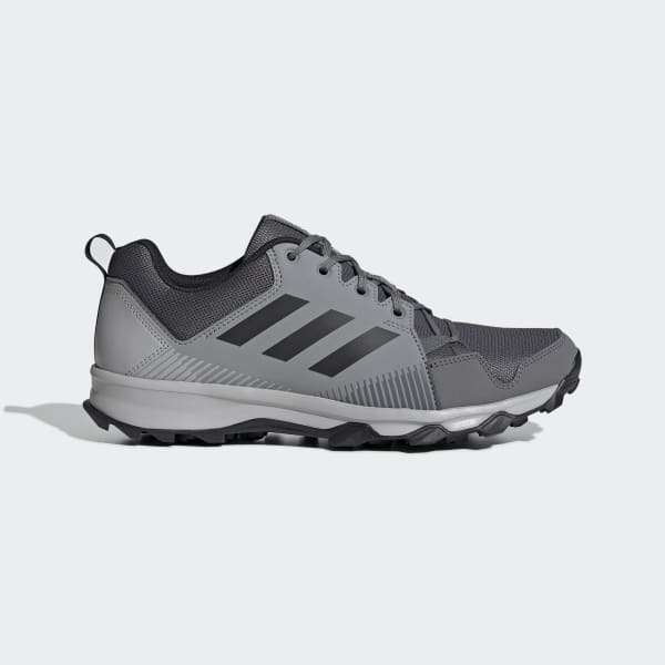 scarpe sportive firmate