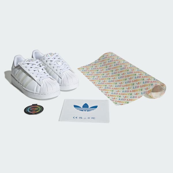Blanc Chaussure Superstar à LED avec fermeture confort et lacets élastiques pour enfants