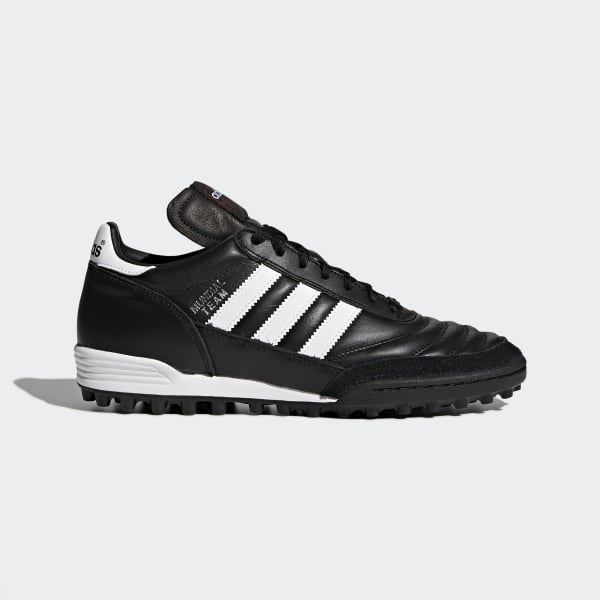 Negro Zapatos de fútbol Mundial Team