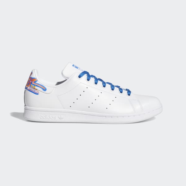stan smith skateboarding