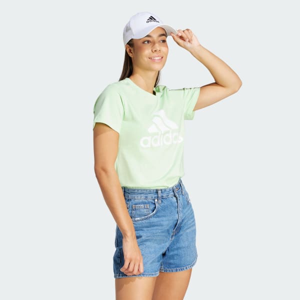 สีเขียว เสื้อยืดโลโก้ LOUNGEWEAR Essentials 