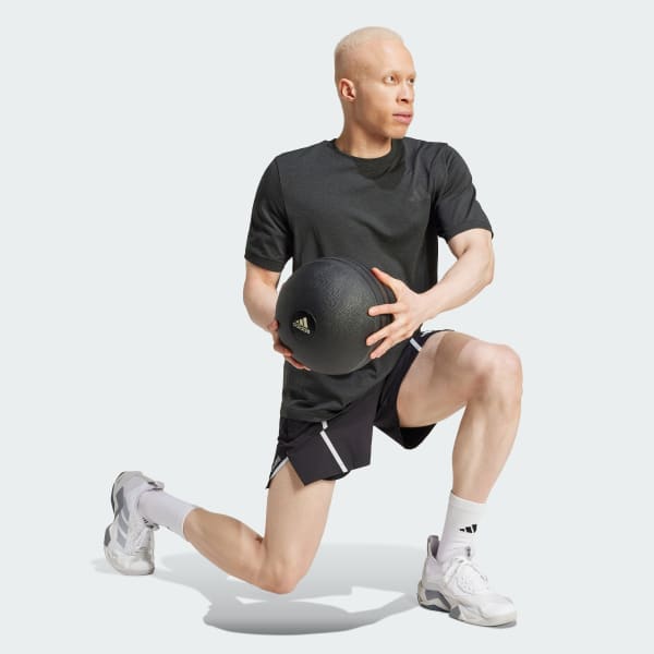 Negro Camiseta Train Essentials Structure