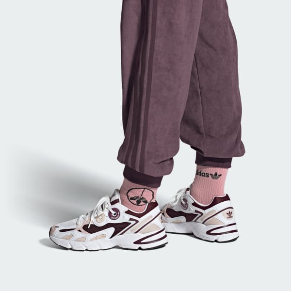 Granate Tenis Astir