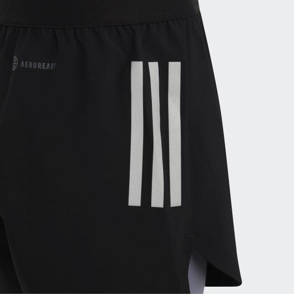 Schwarz Two-in-One AEROREADY Woven Shorts