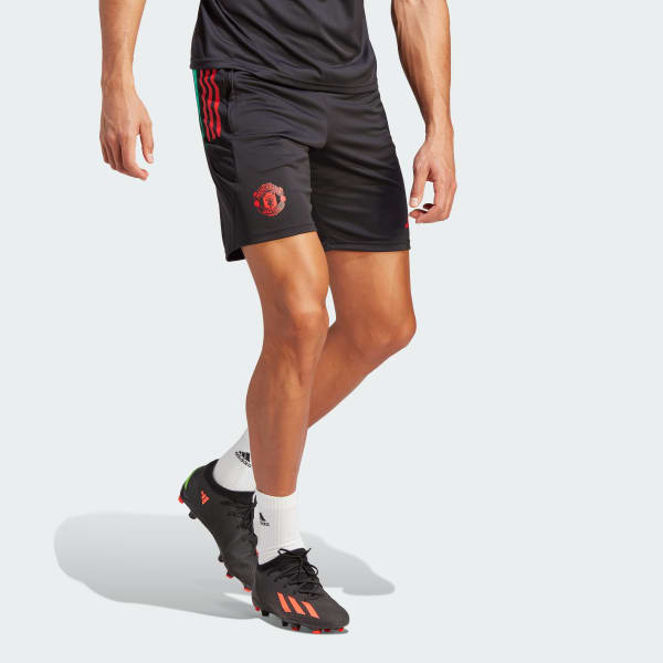 สีดำ กางเกงเทรนนิงขาสั้น Manchester United Tiro 23