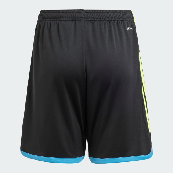 Football best sale shorts adidas