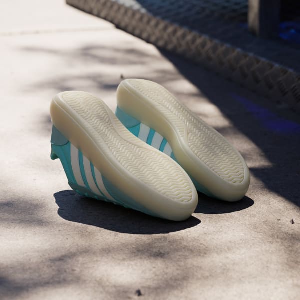Turquoise Barreda Decode Shoes