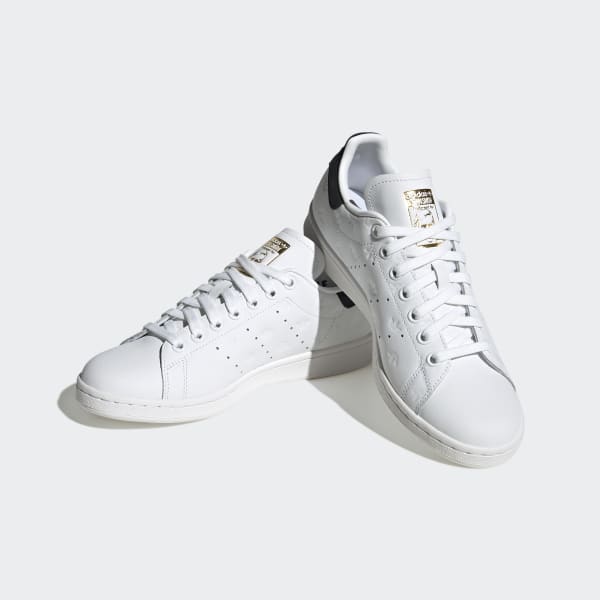 trang Giày Stan Smith