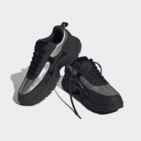 Black Fantasy Flow Shoes