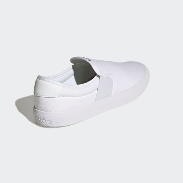 Adidas slip deals on canvas shoes
