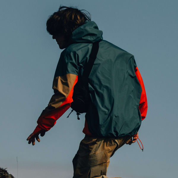 アディダス テレックス Xploric 2.5層構造 クライマプルーフ