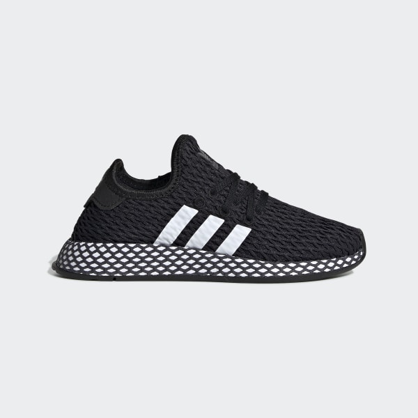 sapatos deerupt runner Cinosural International School