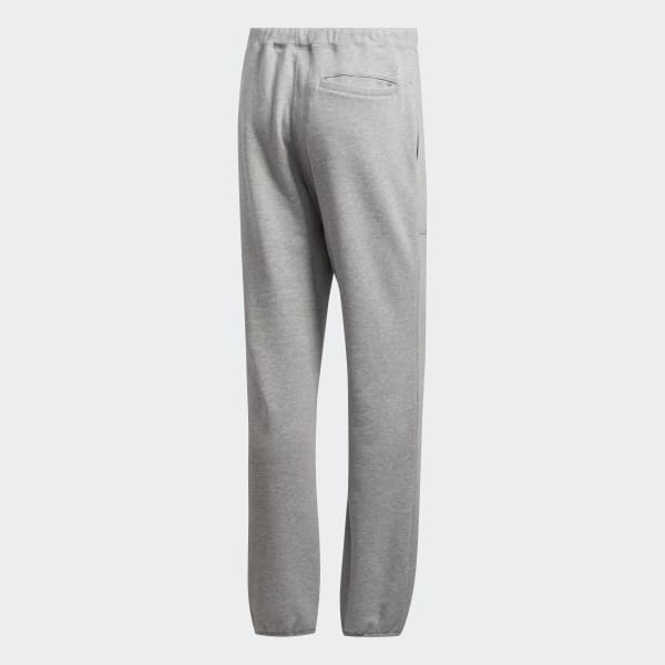 Modells adidas pants