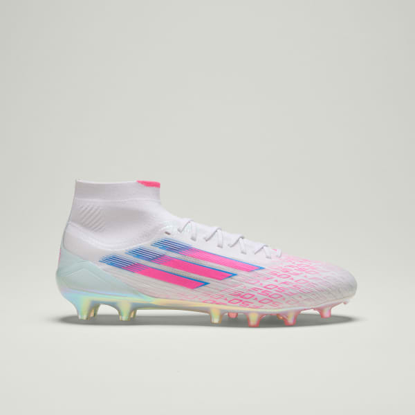 Bianco Scarpe F50 Sparkfusion Elite Mid per terreni compatti/erba artificiale.