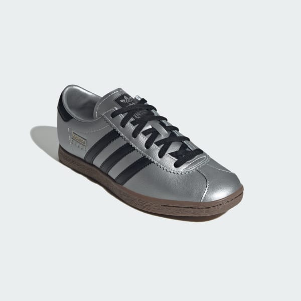 Silver Stadt Shoes