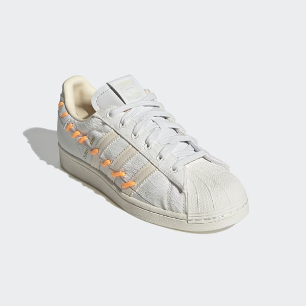 Bianco Scarpe Superstar EFL92