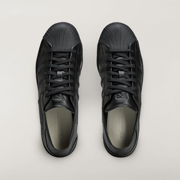 【Y-3】 正規品★ Superstar Triple Black Amazon.com | Y-3 Superstar Sneakers, Black/Black/Black, 6 US