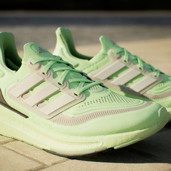 アディダス ウルトラブースト ライト / Ultraboost Light - グリーン