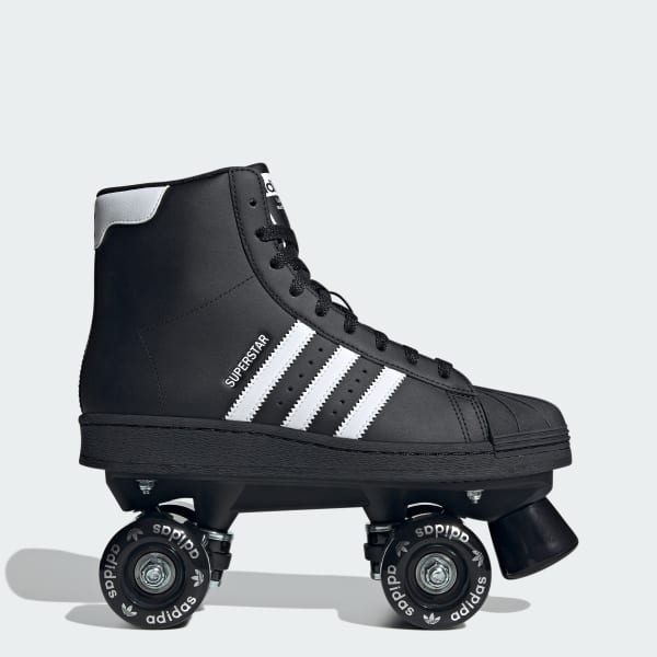 ★ Superstar_82_Roller_Skates_Bla
