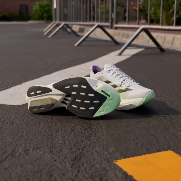 Reebok cn23 on sale