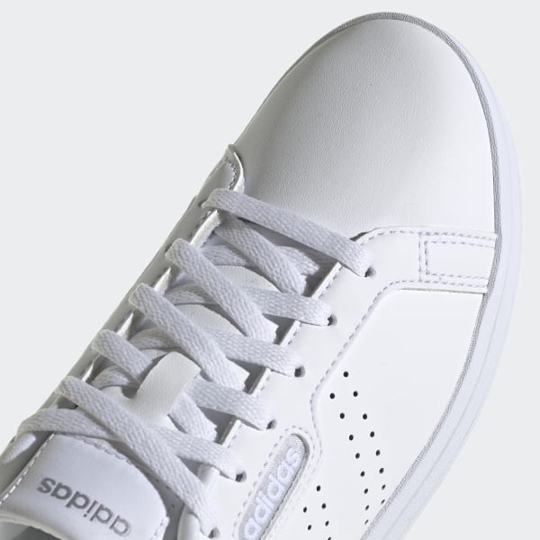 White Courtpoint Base Shoes LQA28