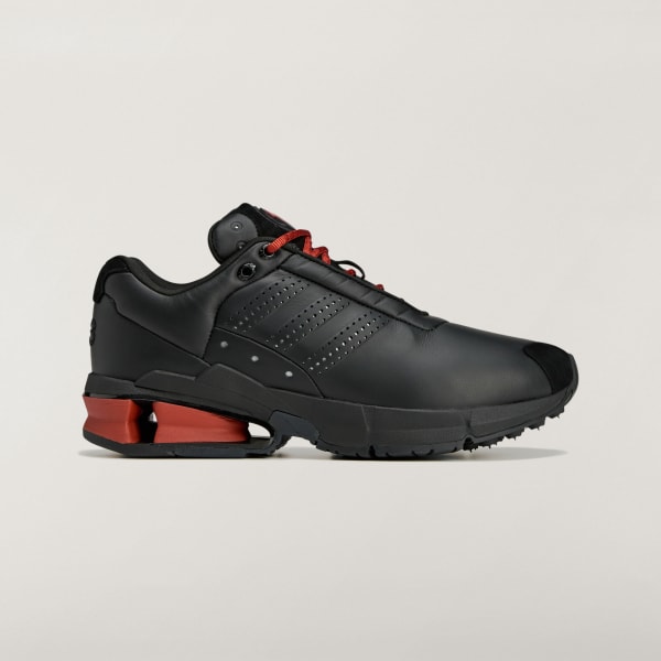 Svart Y-3 A3 Control