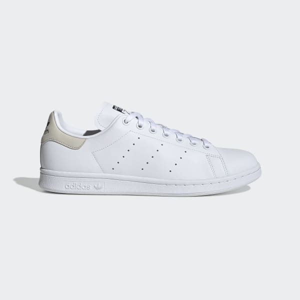 witte stan smith