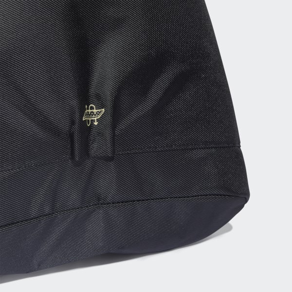Black VS.6 Black/Gold Holdall Bag