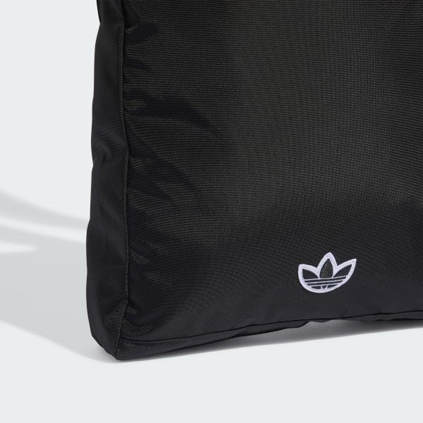【adidas】リニア エッセンシャル ショッパー レディース adidas】リニア エッセンシャル ショッパー レディース (adidas
